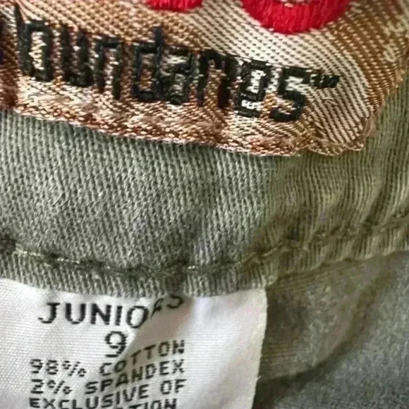 Nobo Juniors Size 9 Shorts (must be bundled with another item) - Picture 3 of 4